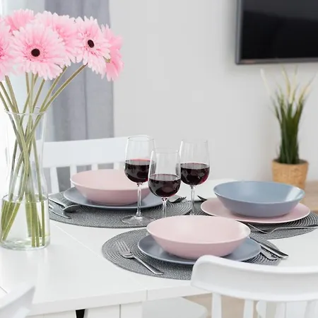 Garnizon For 6 Guests With Parking & Balcony By Renters *