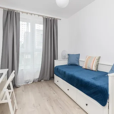 Garnizon For 6 Guests With Parking & Balcony By Renters *