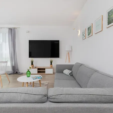 Lägenhet Garnizon For 6 Guests With Parking & Balcony By Renters Gdańsk