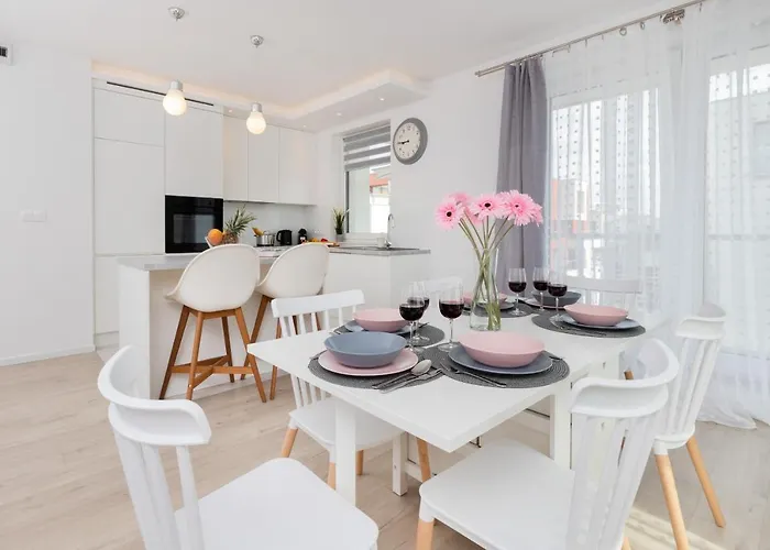 Appartamento Garnizon For 6 Guests With Parking & Balcony By Renters *