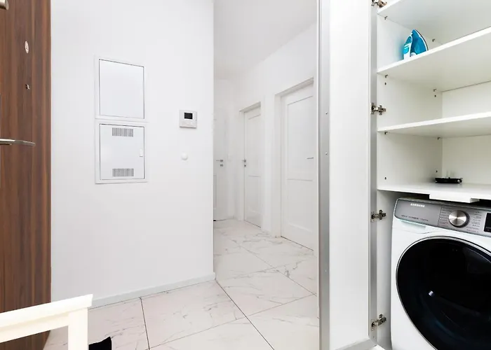 Appartamento Garnizon For 6 Guests With Parking & Balcony By Renters *