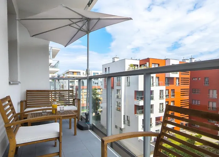 Lägenhet Garnizon For 6 Guests With Parking & Balcony By Renters *